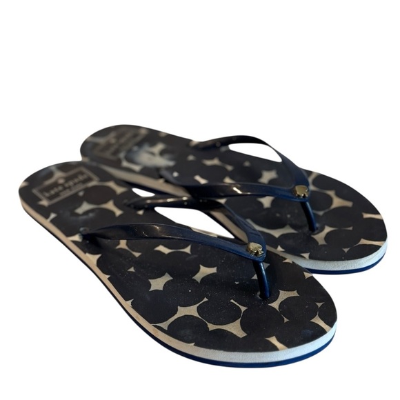 Kate Spade Women's Navy White Polka Dot Sandals Flip Flops Thongs Logo Size 7/8 - Picture 2 of 6